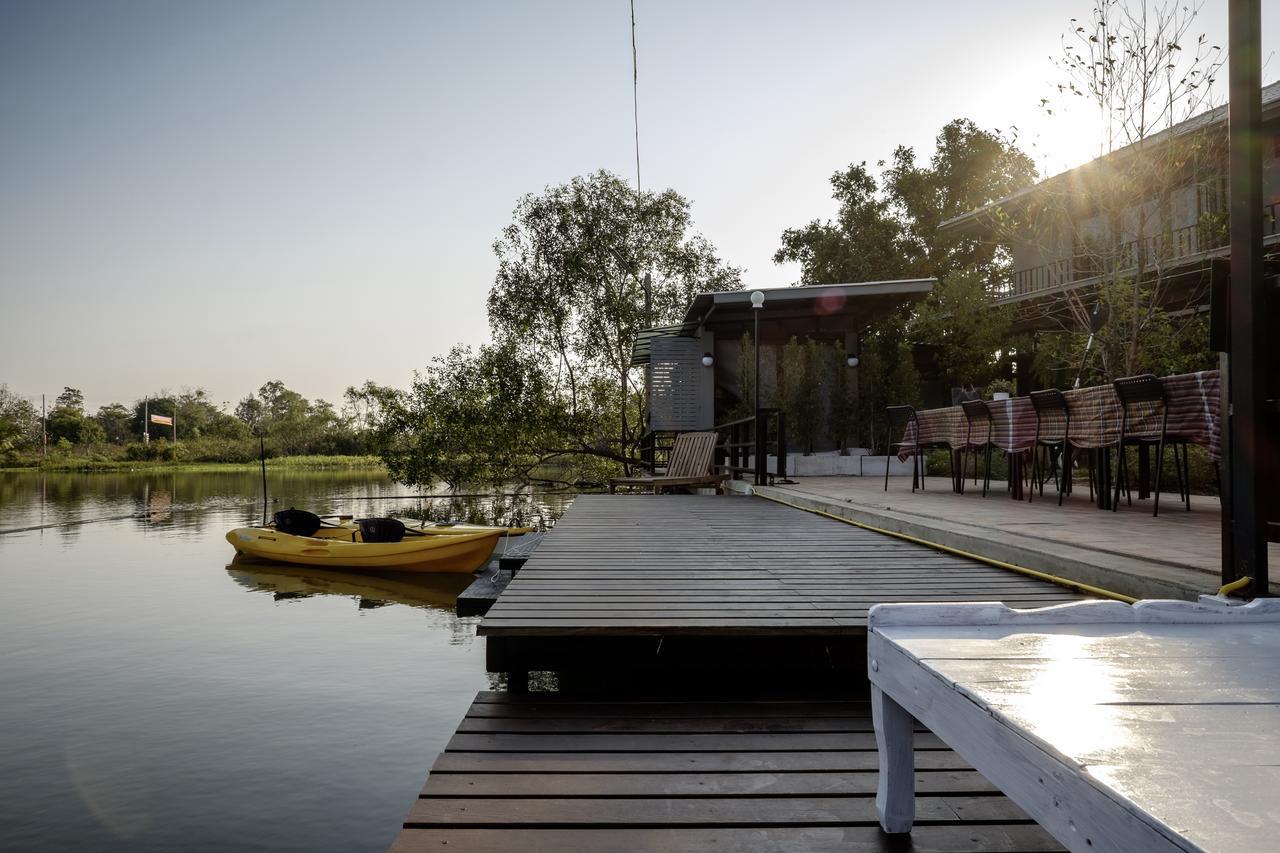 Bed and Breakfast Amphawa Caza Platuu Exterior foto