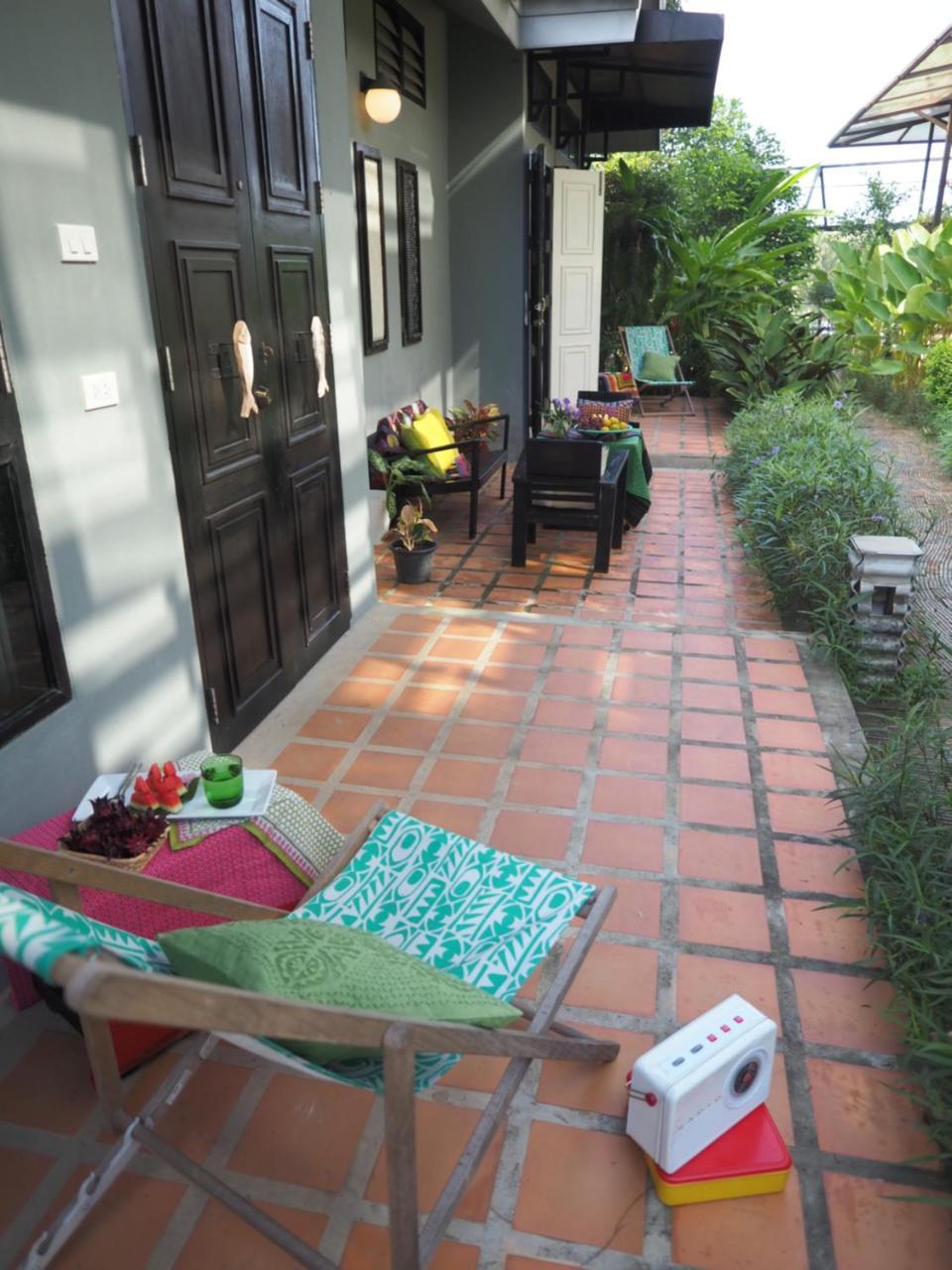 Bed and Breakfast Amphawa Caza Platuu Exterior foto